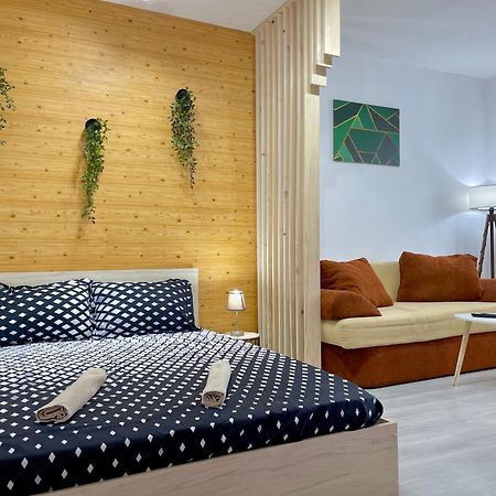 Twins Studio 3 Ploiesti Ngoại thất bức ảnh